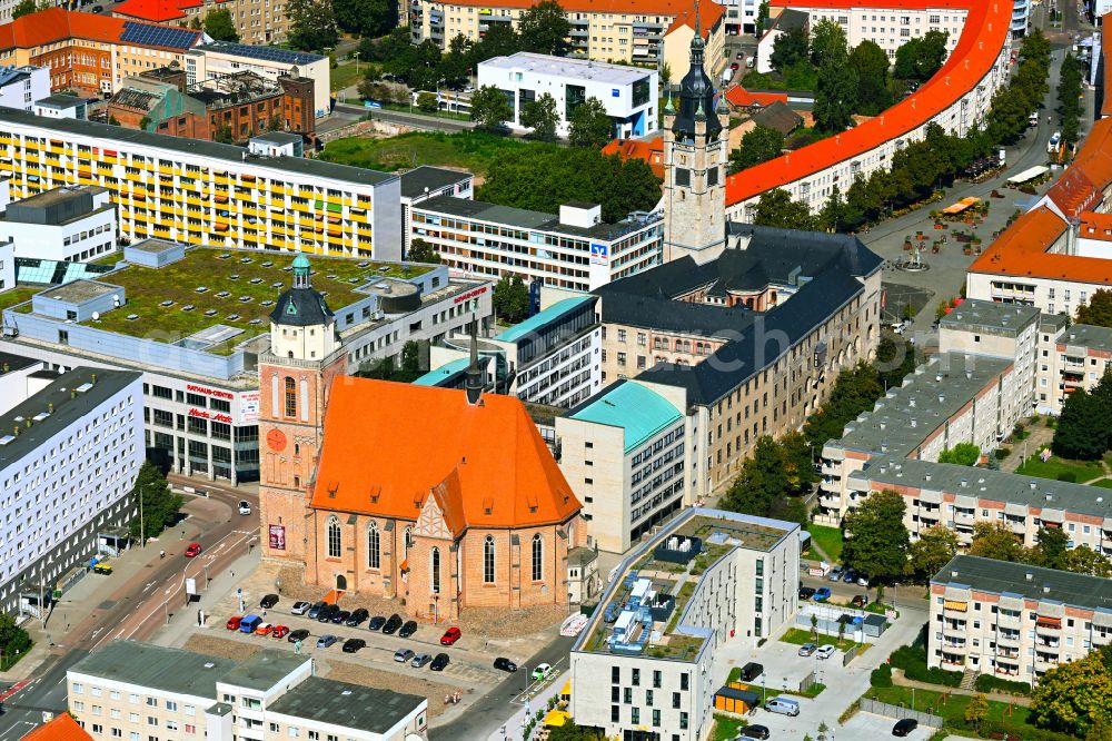 Dessau from the bird's eye view: Church building in Marienkirche Old Town- center of downtown on place Schlossplatz in Dessau in the state Saxony-Anhalt, Germany