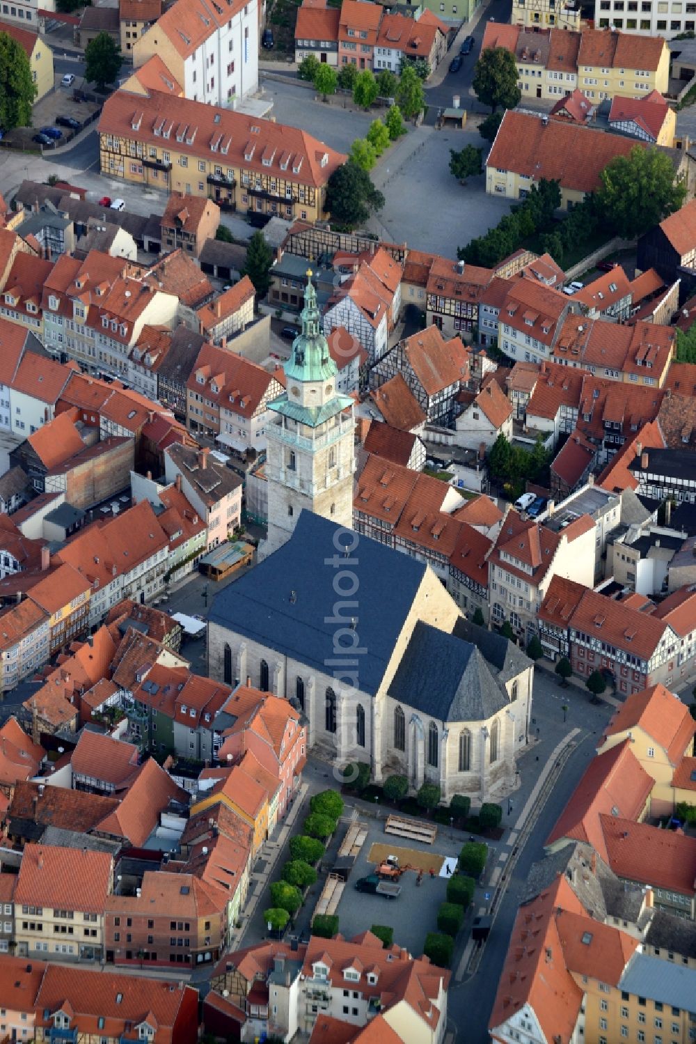 Aerial photograph Bad Langensalza - Church building in Marktkirche Old Town- center of downtown in Bad Langensalza in the state Thuringia