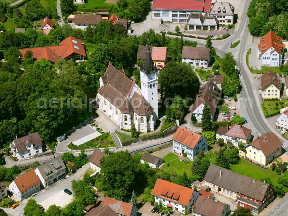 Erolzheim from the bird's eye view: Church building St. Martinus in Erolzheim in the state Baden-Wuerttemberg, Germany