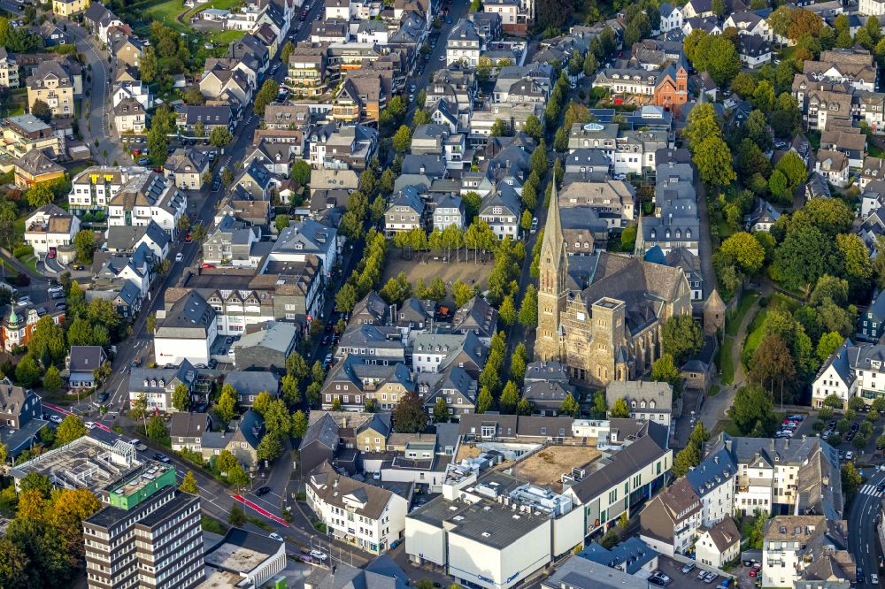 Aerial photograph Olpe - Church building St.-Martinus-Kirche on street Kirchgasse in Olpe at Sauerland in the state North Rhine-Westphalia, Germany