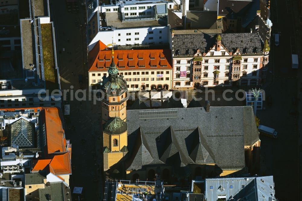 Aerial photograph Leipzig - Church building in Nikolaikirche on Nikolaikirchhof Old Town- center of downtown in Leipzig in the state Saxony