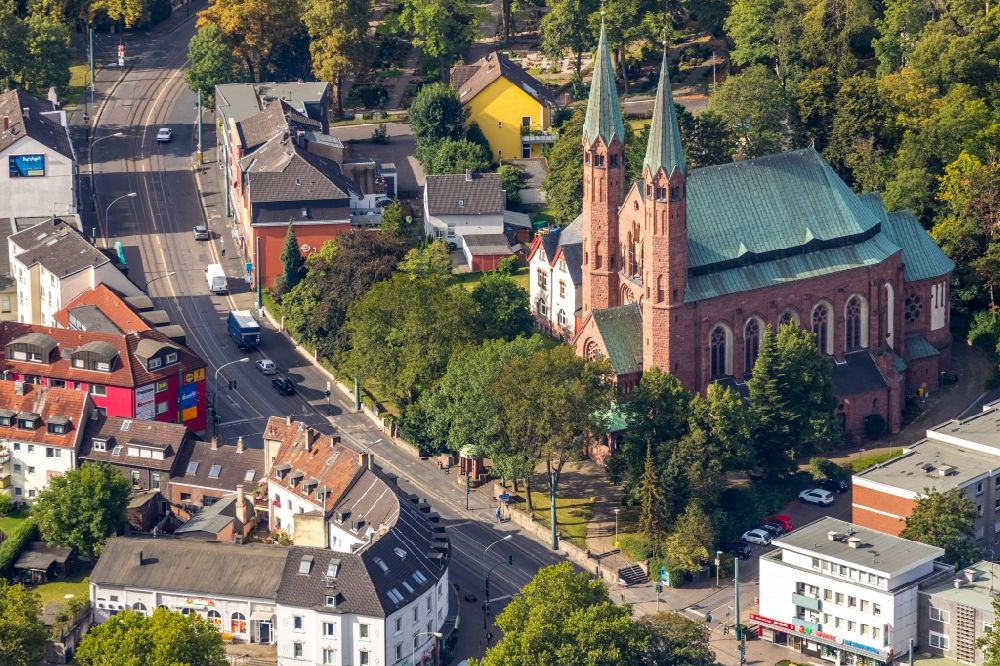 Essen from above - Church building St. Nikolaus in the district Stoppenberg in Essen in the state North Rhine-Westphalia, Germany
