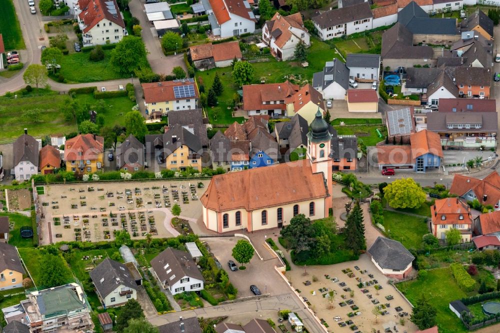 Altdorf from the bird's eye view: Church building in the village of in Altdorf in the state Baden-Wurttemberg, Germany