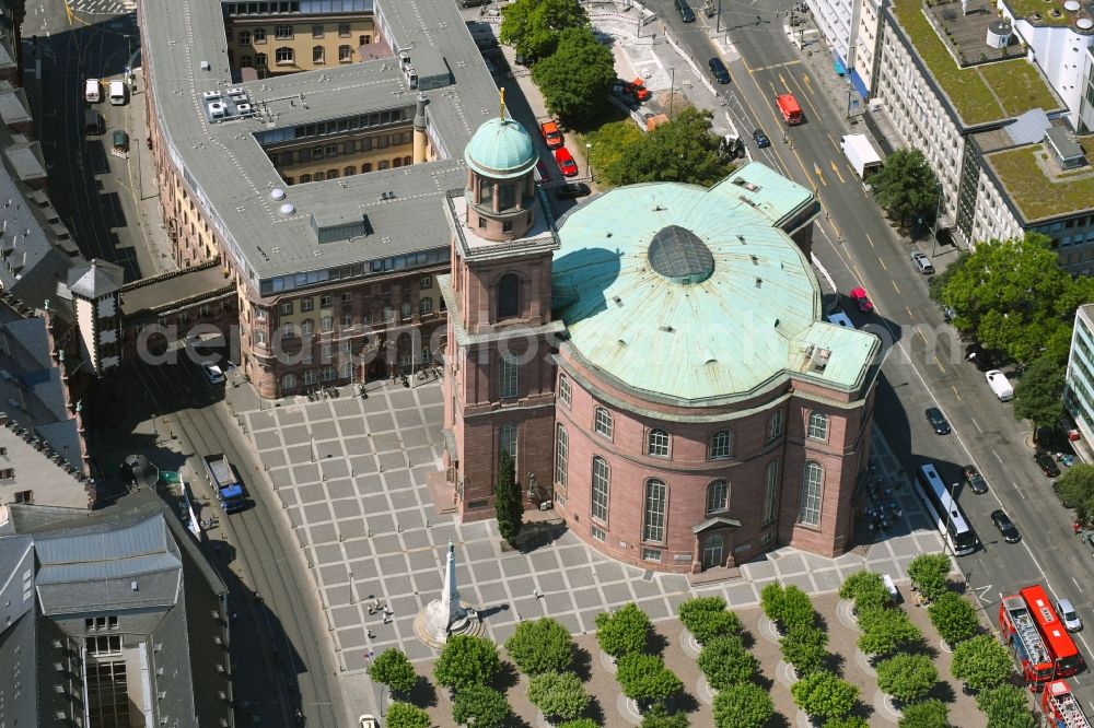 Frankfurt am Main from above - Church building of the Paulskirche Old City- center of downtown in the district Altstadt in Frankfurt in the state Hesse