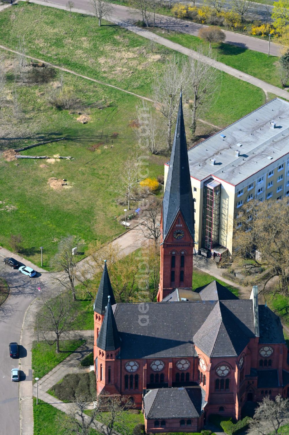 Aerial photograph Dessau - Church building St. Pauls church on place Paulusplatz in Dessau in the state Saxony-Anhalt, Germany
