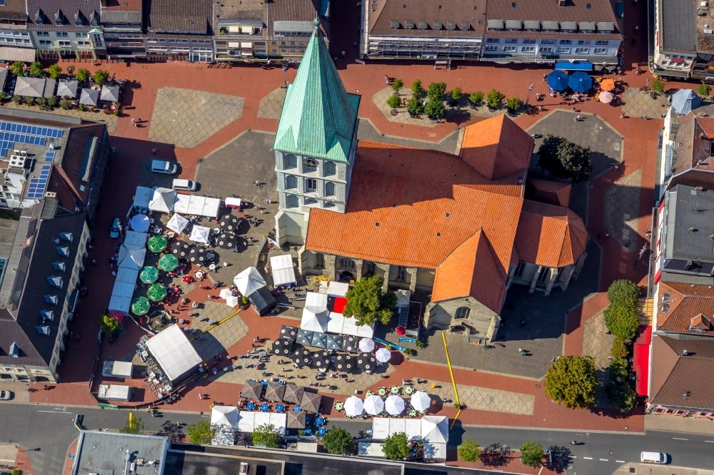 Aerial image Hamm - Church building Pauluskirche on Marktplatz in Hamm in the state North Rhine-Westphalia, Germany