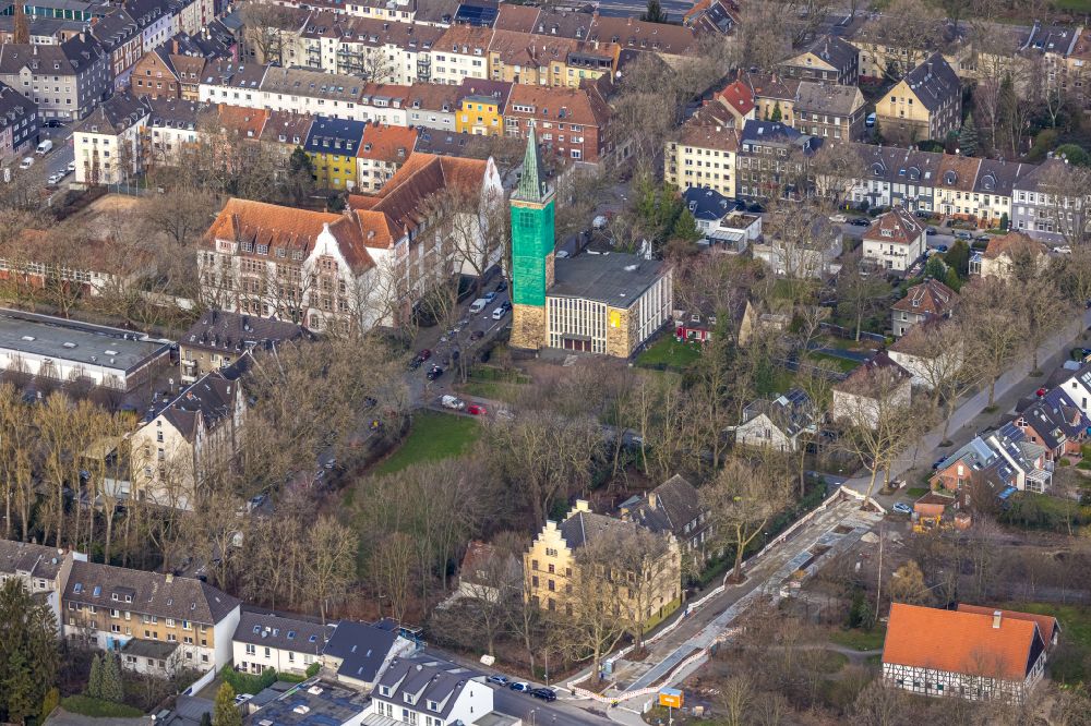 Aerial photograph Gelsenkirchen - Church building St. Pauls church on street Hammerschmidtstrasse in the district Bulmke-Huellen in Gelsenkirchen at Ruhrgebiet in the state North Rhine-Westphalia, Germany