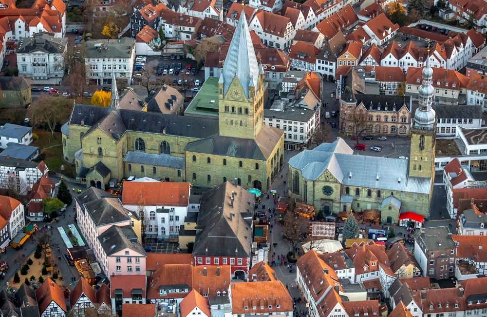 Soest from above - Church building St. Petrikirche on Petrikirchhof in Soest in the state North Rhine-Westphalia, Germany