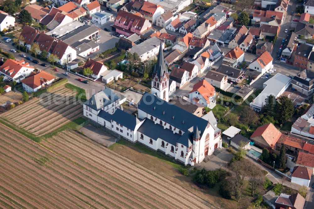 Worms from the bird's eye view: Church building of Worms-Horchheim in Worms in the state Rhineland-Palatinate, Germany