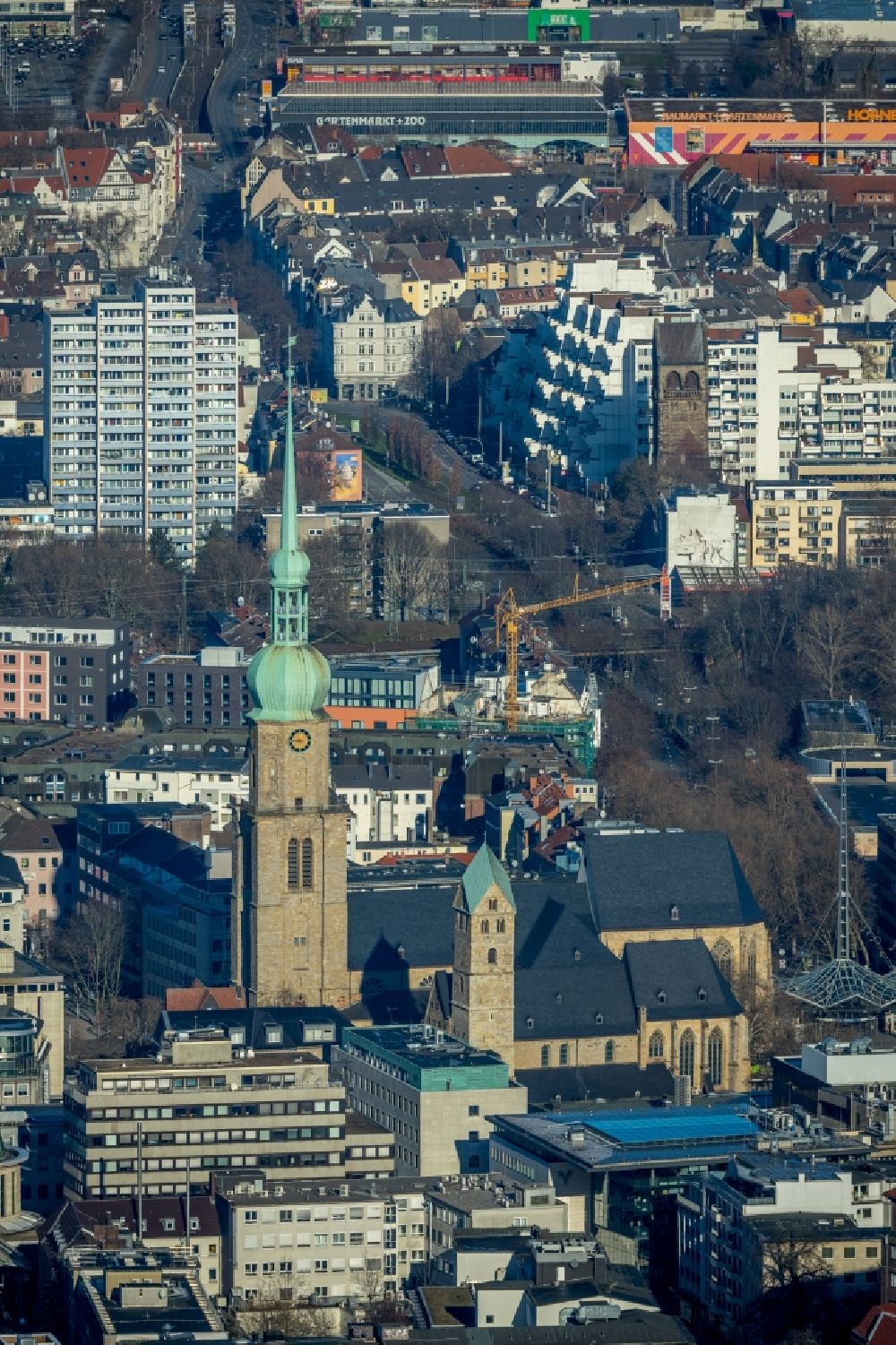 Dortmund from the bird's eye view: Church building St. Reinoldi in Dortmund in the state North Rhine-Westphalia, Germany