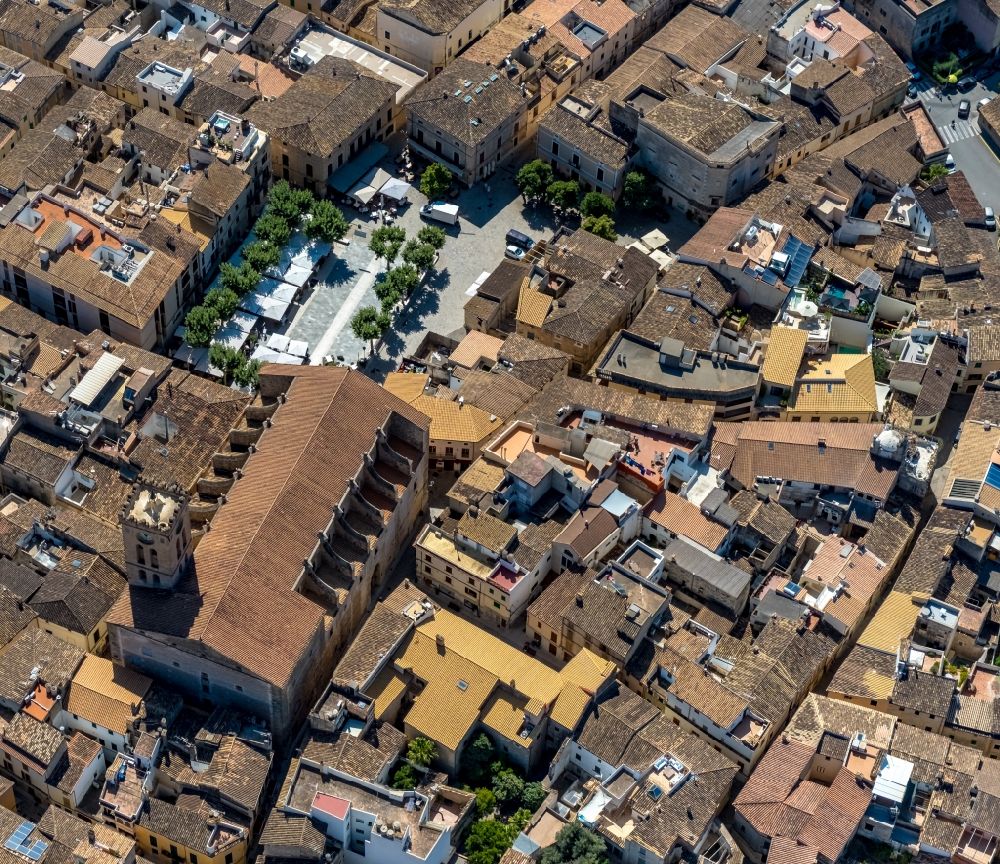 Aerial photograph Pollenca - Church building in of Santa Maria dels Angels Old Town- center of downtown in Pollenca in Balearische Insel Mallorca, Spain