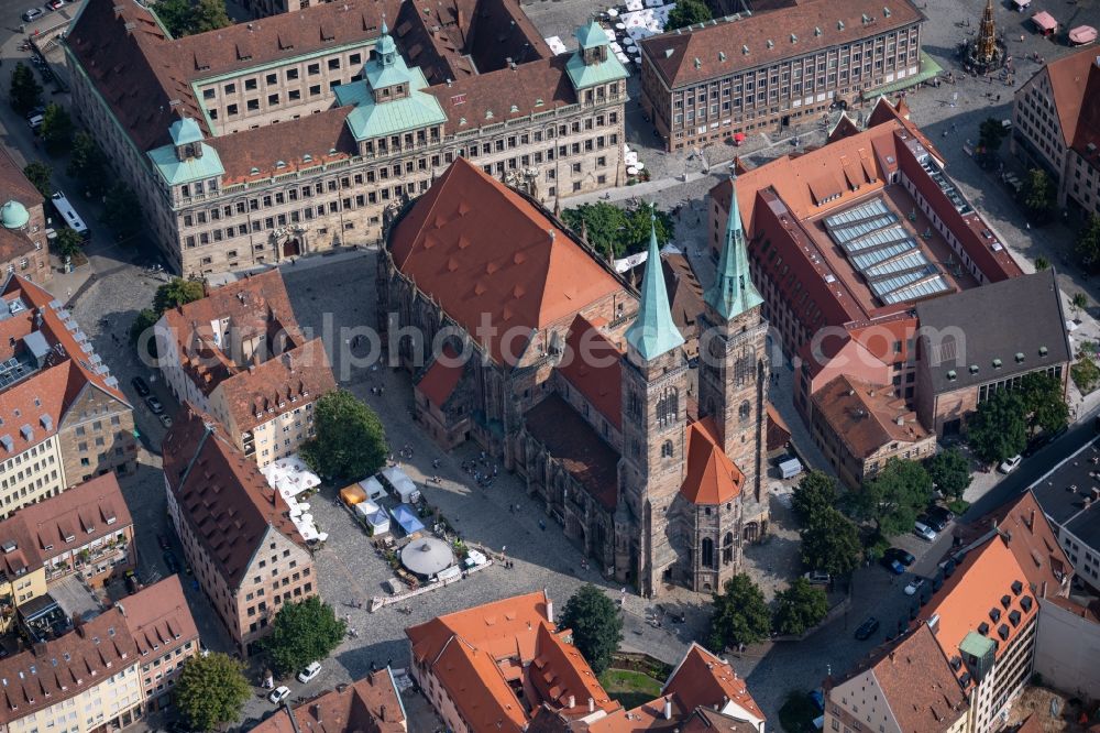 Aerial image Nürnberg - Church building in of St. Sebald - Sebalduskirche on Winklerstrasse in the Old Town- center of downtown in the district Altstadt - Sankt Sebald in Nuremberg in the state Bavaria, Germany