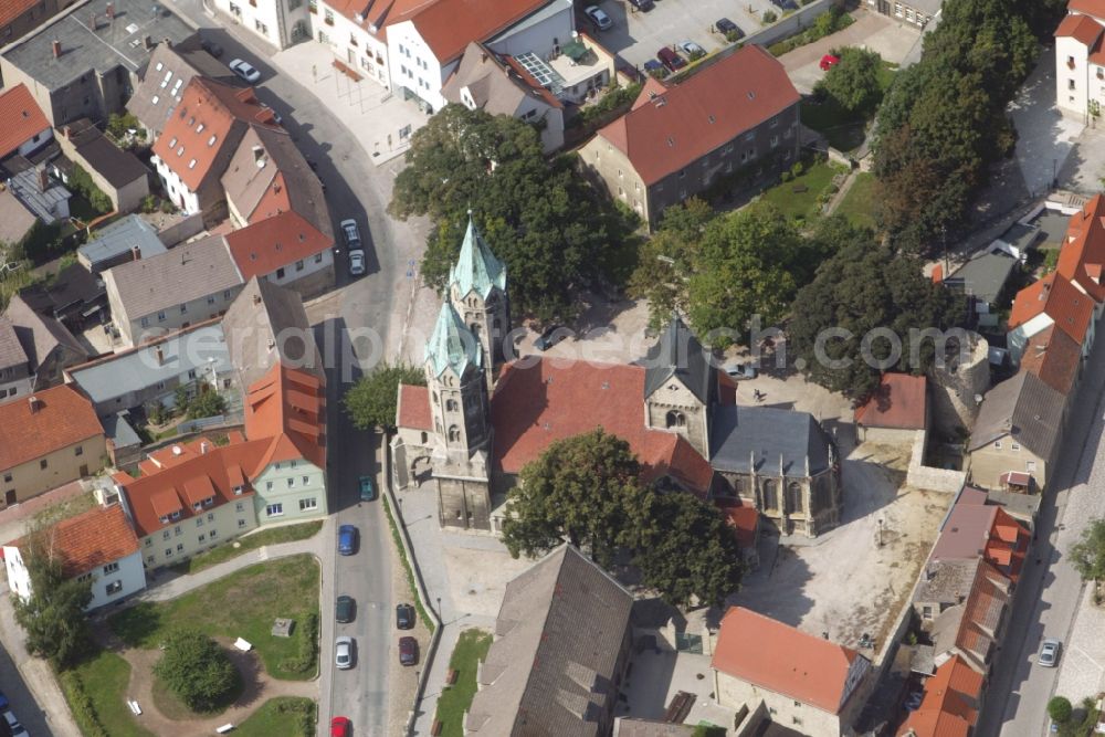 Freyburg (Unstrut) from the bird's eye view: Church building in Stadtkirche St. Marien Old Town- center of downtown in Freyburg (Unstrut) in the state Saxony-Anhalt, Germany