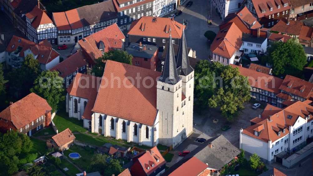 Osterwieck from the bird's eye view: Church building in Stephanikirche Old Town- center of downtown on street Stephanikirchhof in Osterwieck in the state Saxony-Anhalt, Germany
