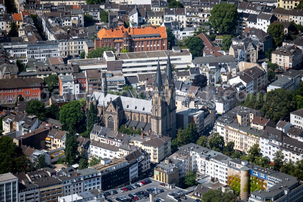 Bonn from above - Church building Stiftskirche Sankt Johannes Baptist and Petrus on the Stiftsgasse in the district Zentrum in Bonn in the state North Rhine-Westphalia, Germany