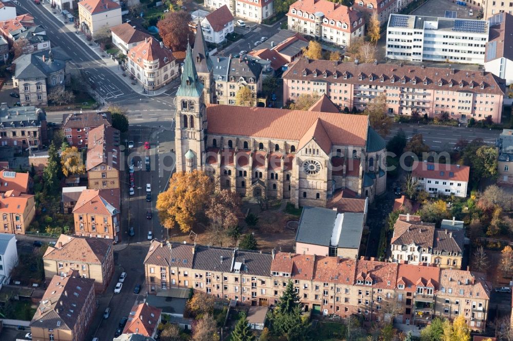 Aerial image Landau in der Pfalz - Church building in von St.Maria Old Town- center of downtown in Landau in der Pfalz in the state Rhineland-Palatinate, Germany