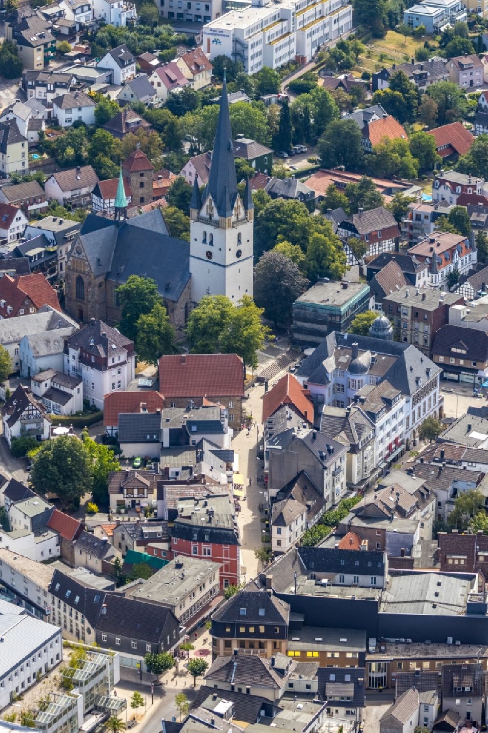 Aerial image Menden (Sauerland) - Church building St. Vincenz on Kirchplatz in Menden (Sauerland) in the state North Rhine-Westphalia, Germany