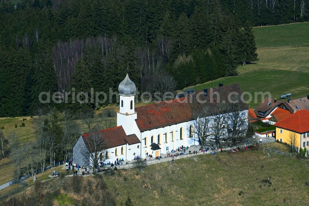 Aerial photograph Hohenpeißenberg - Church building Wallfahrtskirche Mariae Himmelfahrt in Hohenpeissenberg in the state Bavaria, Germany