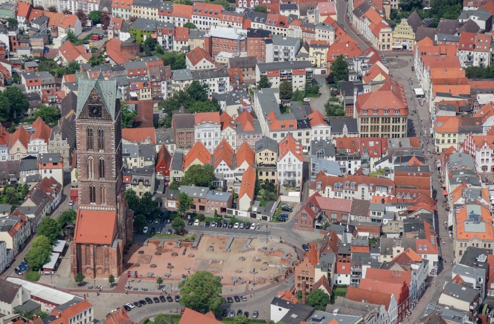 Wismar from the bird's eye view: Church tower of St. Mary's Church in the center of the Old Town of Wismar in Mecklenburg - Western Pomerania