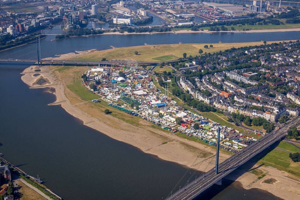 Aerial photograph Düsseldorf - Fair - event location at festival Festwiese Oberkassel on rhine river in Duesseldorf in the state North Rhine-Westphalia, Germany