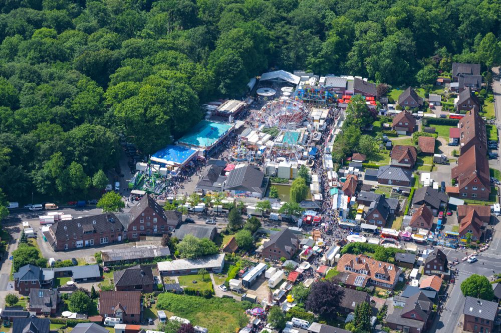 Buxtehude from above - Fair - event location at festival Pfingstmarkt Neukloster in Buxtehude in the state Lower Saxony, Germany