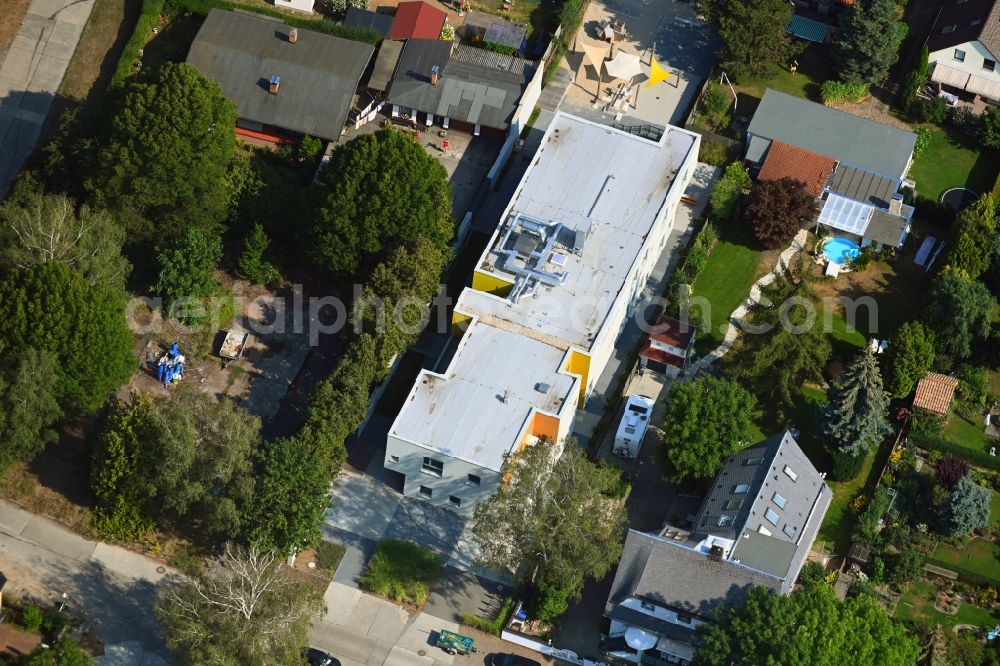 Aerial photograph Berlin - Kindergarten building and Nursery school on Dirschauer Strasse in the district Mahlsdorf in Berlin, Germany