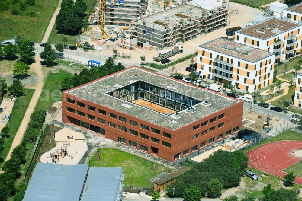 Aerial photograph Schönefeld - Kindergarden - kindergarten building and Nursery school with integrierter Mensa in Schoenefeld in the state Brandenburg, Germany