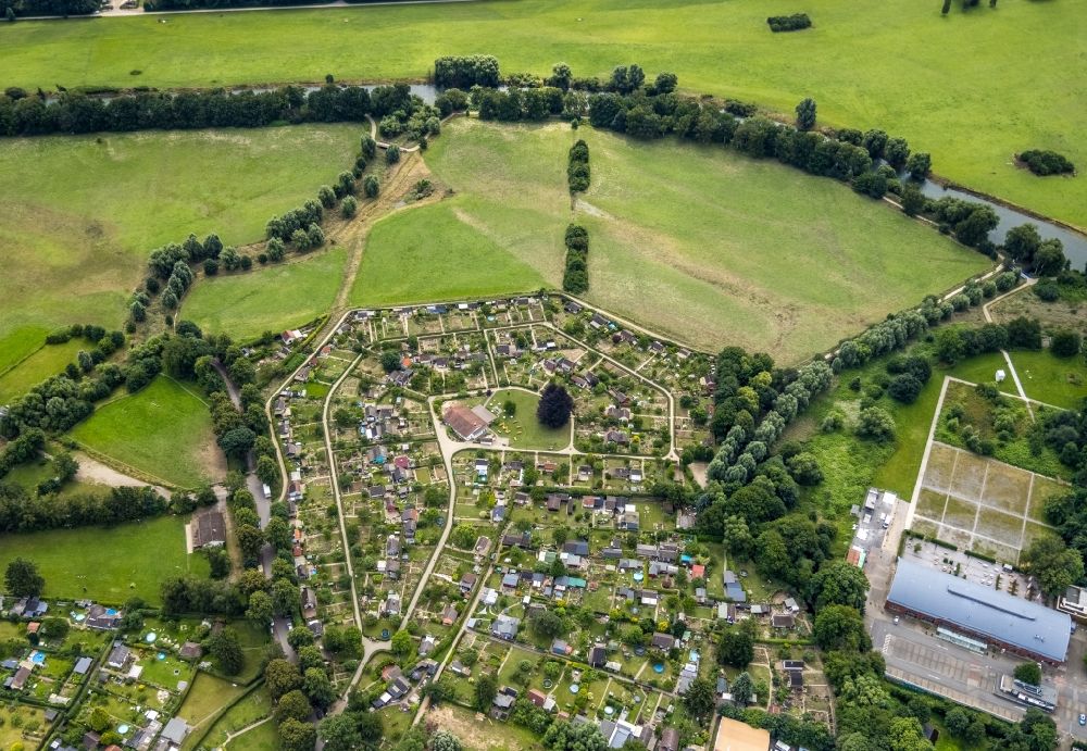 Aerial photograph Schwerte - Allotment gardens and cottage settlement Im Reiche of Wassers in the district Villigst in Schwerte at Ruhrgebiet in the state North Rhine-Westphalia, Germany