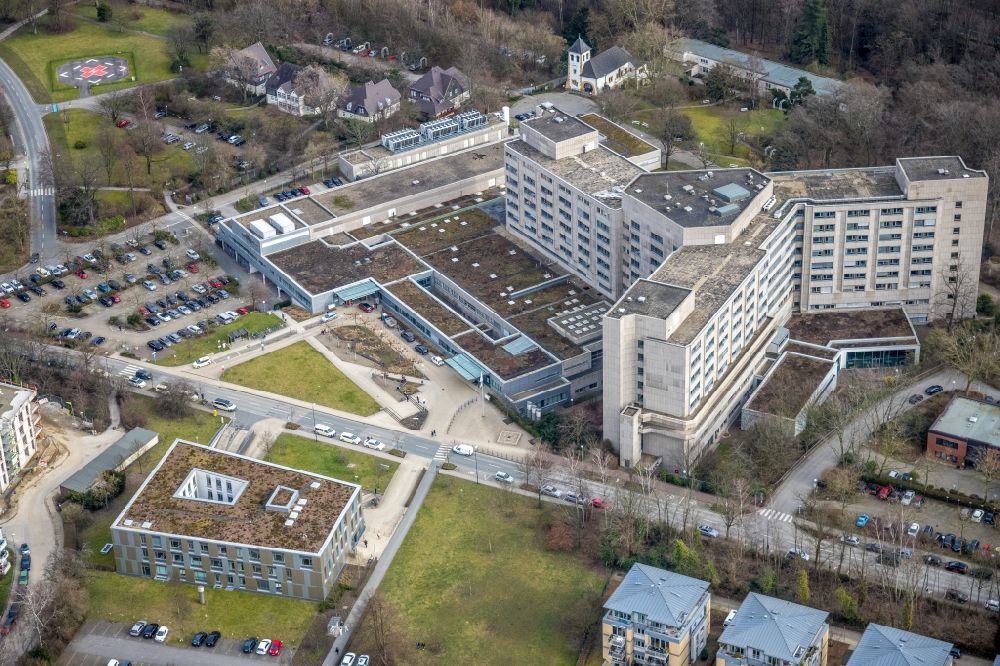 Essen from above - Clinic building and grounds of the hospital Alfred Krupp in the district Ruettenscheid in Essen in the state North Rhine-Westphalia, Germany