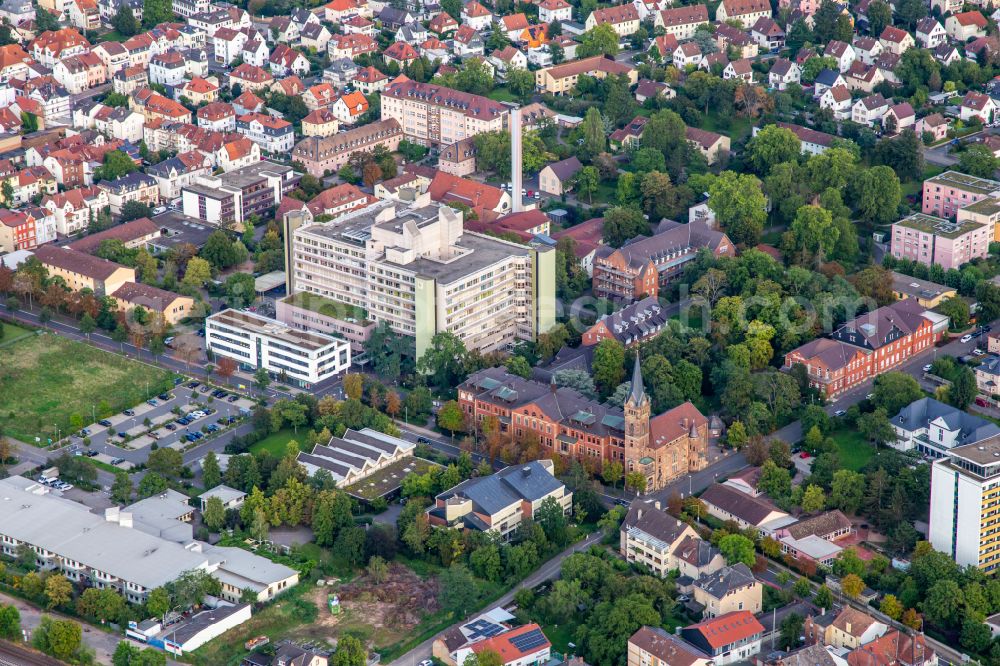 Bad Kreuznach from the bird's eye view: Hospital grounds of the Clinic Diakonie Krankenhaus on street Ringstrasse in Bad Kreuznach in the state Rhineland-Palatinate, Germany