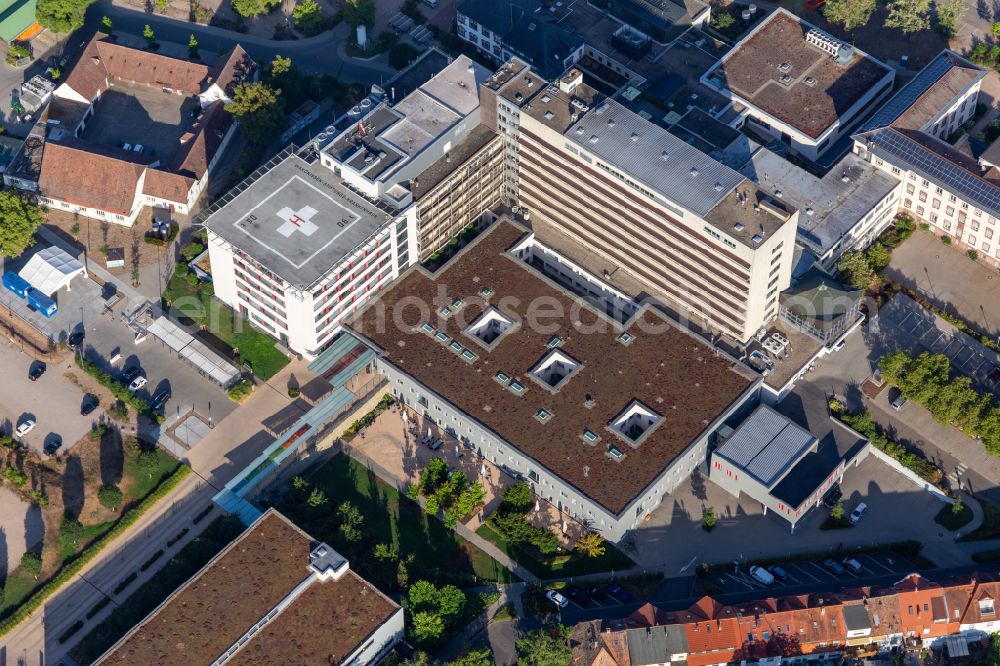 Aerial photograph Speyer - Hospital grounds of the Clinic in Speyer in the state Rhineland-Palatinate, Germany