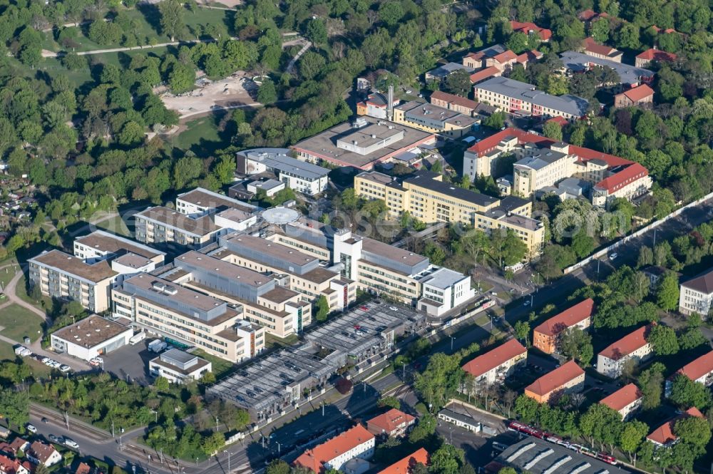 Aerial image Erfurt - Hospital grounds of the Clinic Helios Klinikum Erfurt in the district Andreasvorstadt in Erfurt in the state Thuringia, Germany