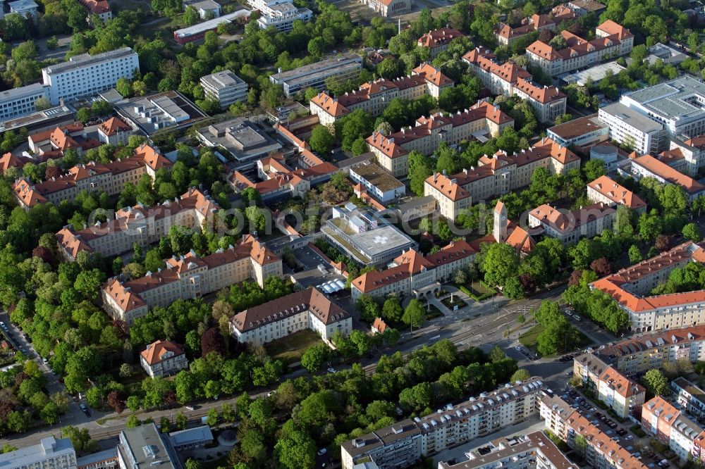 Aerial image München - Clinic grounds of the hospital Klinik Schwabing in the district Schwabing-West in Munich in the state Bavaria, Germany