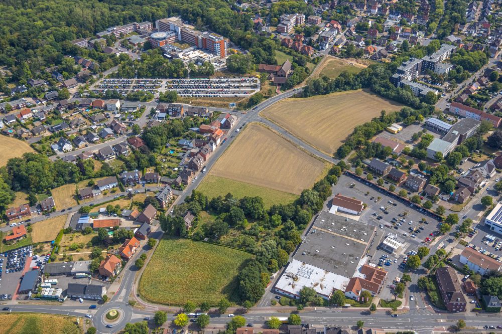 Aerial photograph Hamm - Clinic of the hospital grounds of St. Barbara hospital in the Heessen part of Hamm at Ruhrgebiet in the state of North Rhine-Westphalia, Germany
