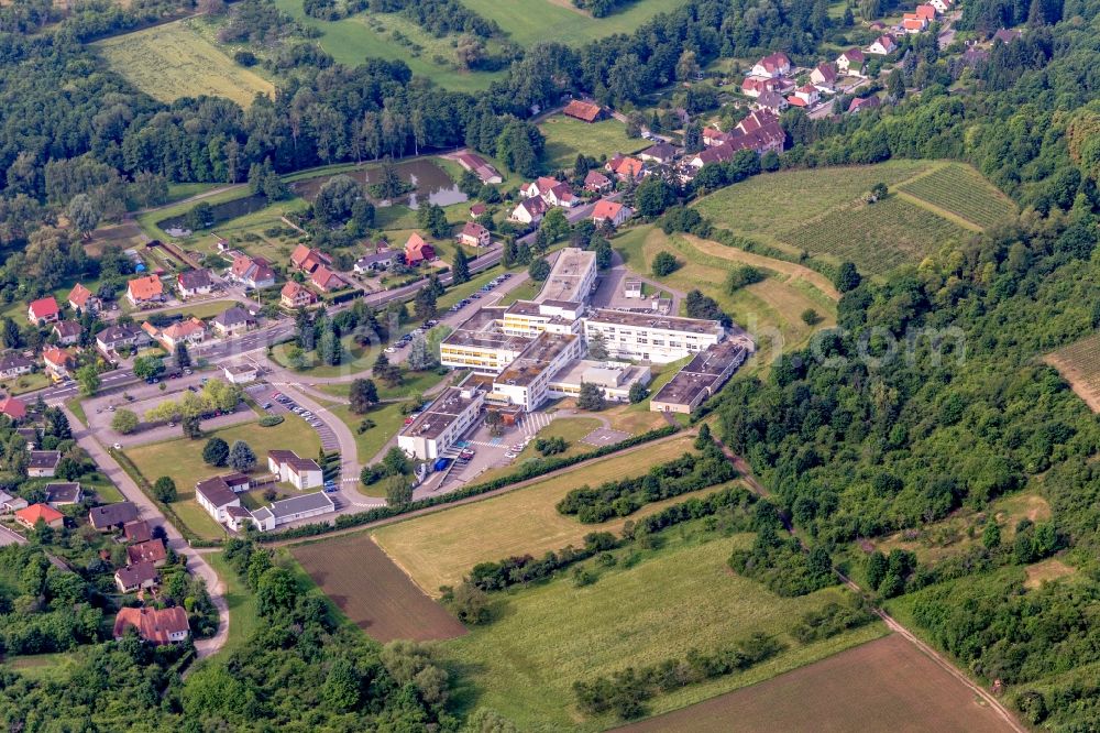 Wissembourg from the bird's eye view: Hospital grounds of the Clinic Centre Hospitalier de la Lauter in Wissembourg in Grand Est, France