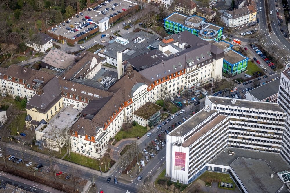 Essen from the bird's eye view: Hospital premises of the hospital Elisabeth Hospital Essen in Essen in the federal state of North Rhine-Westphalia, Germany