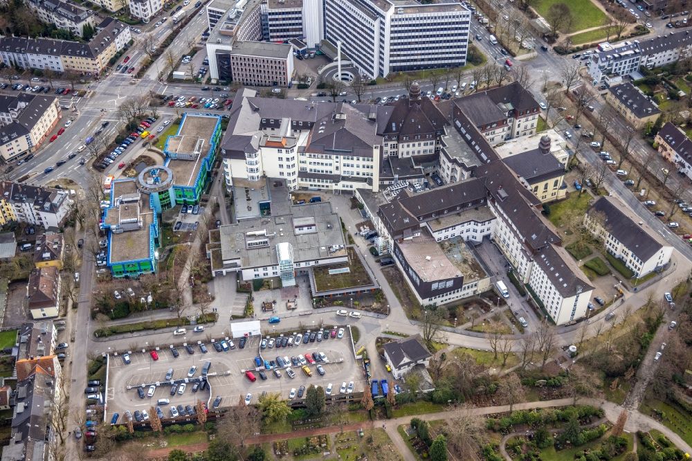 Essen from the bird's eye view: Hospital premises of the hospital Elisabeth Hospital Essen in Essen in the federal state of North Rhine-Westphalia, Germany