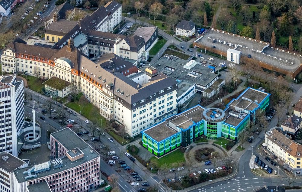 Aerial photograph Essen - Hospital grounds of the Clinic Elisabeth-Krankenhaus Essen on Klara-Kopp-Weg in Essen in the state North Rhine-Westphalia, Germany