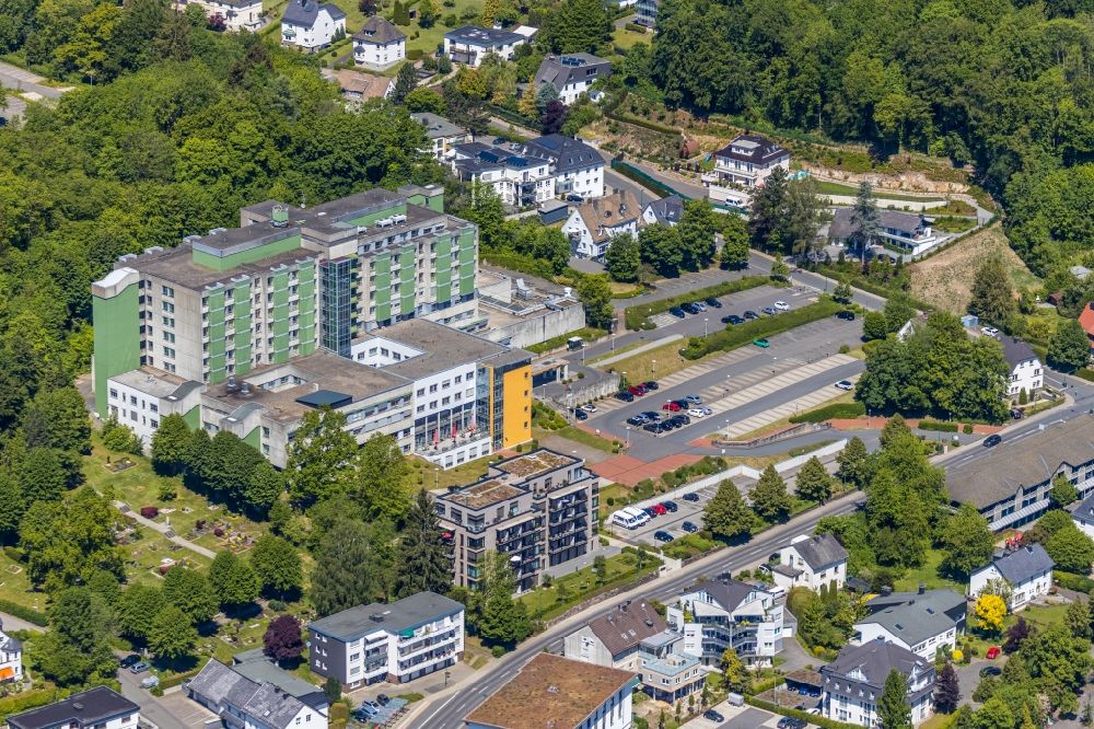Attendorn from above - Hospital grounds of the Clinic Helios Klinik Attendorn on Hohler Weg in Attendorn in the state North Rhine-Westphalia, Germany