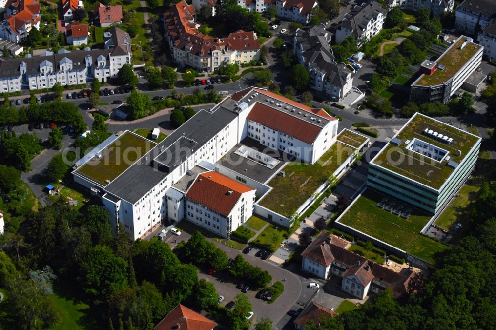 Aerial photograph Bad Nauheim - Hospital grounds of the Clinic Hochwaldkrankenhaus on Chaumont-Platz in the district Schwalheim in Bad Nauheim in the state Hesse, Germany