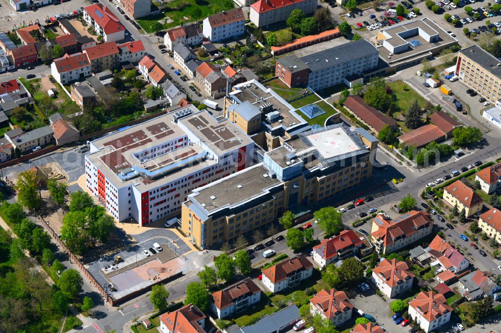 Hansestadt Stendal from the bird's eye view: Hospital grounds of the Clinic of Johanniter-Krankenhaus Genthin-Stendal GmbH on street Wendstrasse in Stendal in the state Saxony-Anhalt, Germany