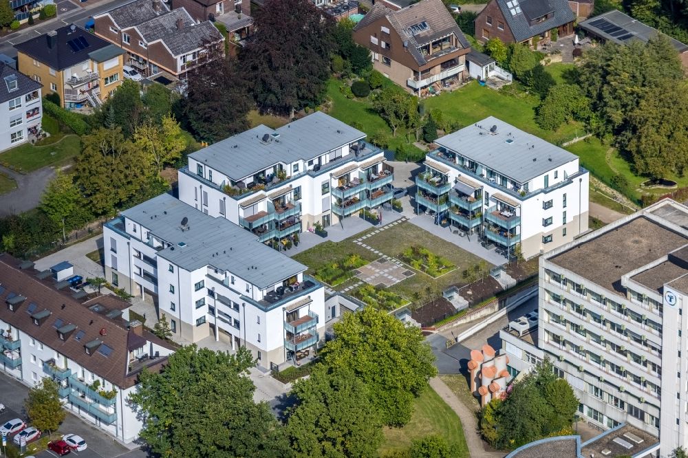 Aerial photograph Hamm - Hospital grounds of the Clinic St. Josef-Krankenhaus Hamm-Bockum-Hoevel on Albert-Struck-Strasse in the district Bockum-Hoevel in Hamm at Ruhrgebiet in the state North Rhine-Westphalia, Germany
