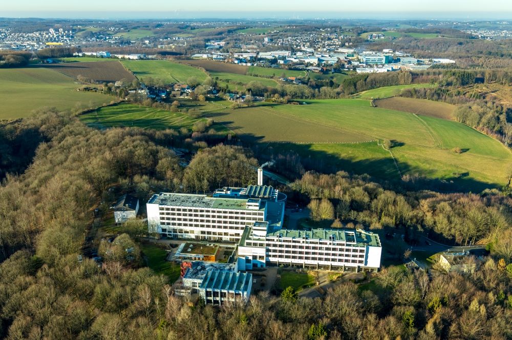 Aerial image Ennepetal - Hospital grounds of the Clinic Klinik Koenigsfeld on Holthauser Talstrasse in Ennepetal in the state North Rhine-Westphalia, Germany
