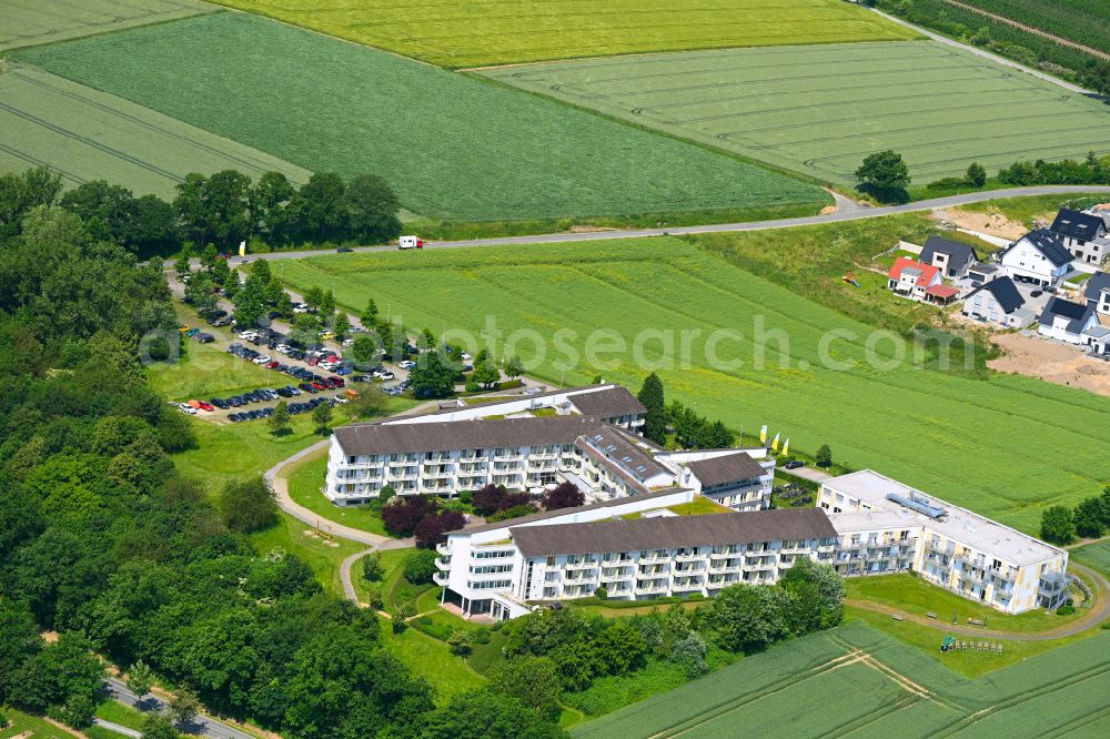 Möhnesee from the bird's eye view: Hospital grounds of the Clinic Klinik Moehnesee on street Schnappweg in Moehnesee at Sauerland in the state North Rhine-Westphalia, Germany