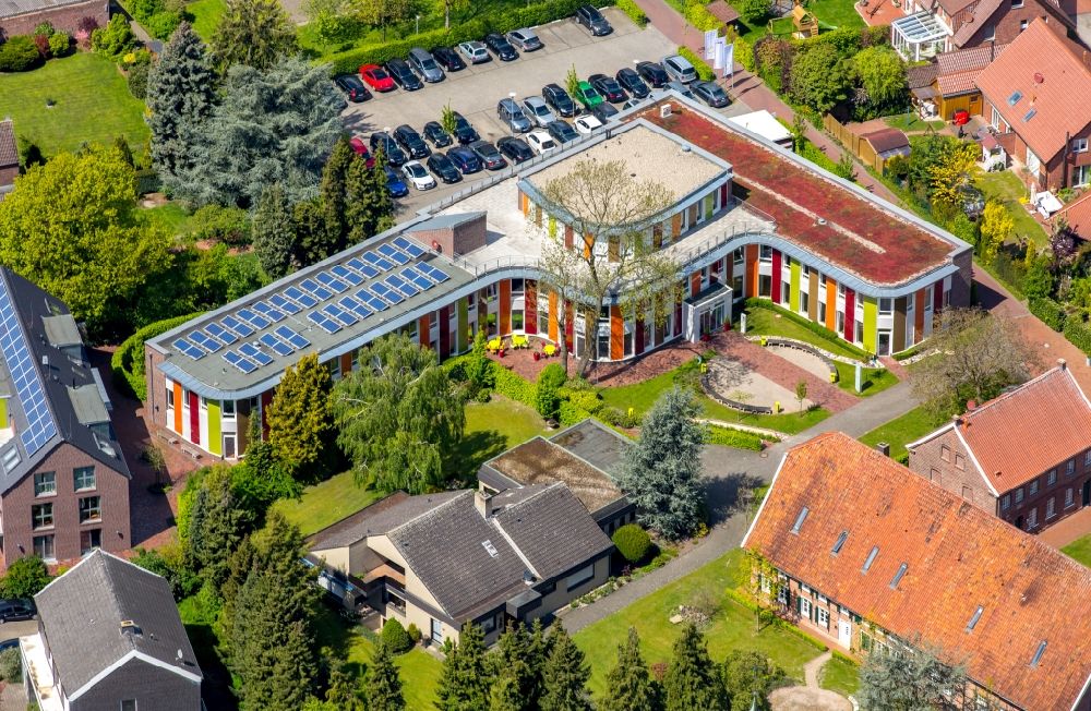 Aerial photograph Drensteinfurt - Hospital grounds of the Clinic of Klinik Walstedde GmbH in Drensteinfurt in the state North Rhine-Westphalia, Germany