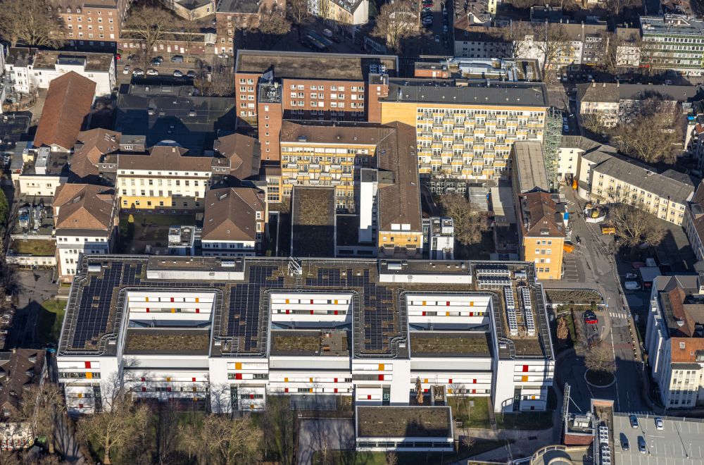 Aerial image Dortmund - Hospital grounds of the Clinic of Klinikum Dortmund gGmbH on street Beurhausstrasse in the district Cityring-West in Dortmund at Ruhrgebiet in the state North Rhine-Westphalia, Germany