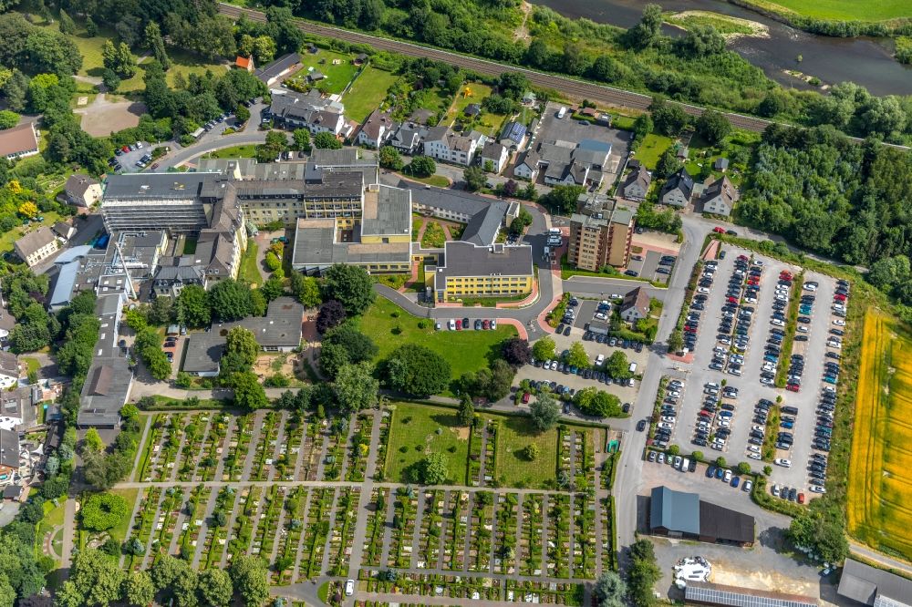 Arnsberg from the bird's eye view: Hospital grounds of the Clinic Klinikum Hochsauerland Karolinen-Hospital Huesten in Arnsberg in the state North Rhine-Westphalia, Germany