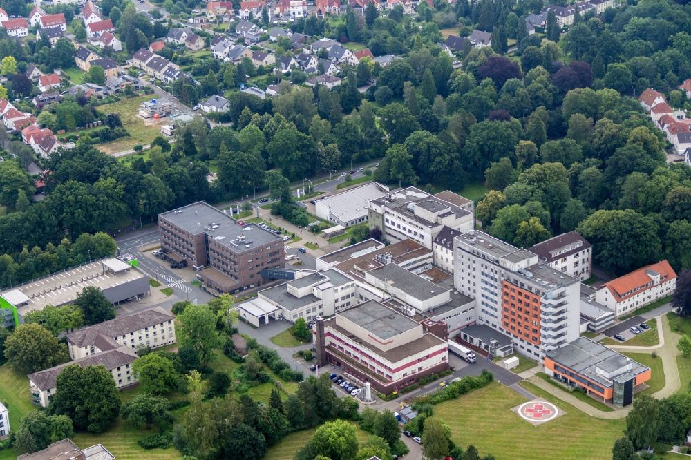 Lemgo from above - Hospital grounds of the Clinic Klinikum Lippe Lemgo Rintelner Strasse in Lemgo in the state North Rhine-Westphalia, Germany
