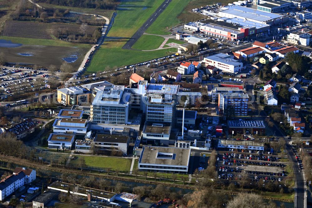 Aerial image Neumarkt in der Oberpfalz - Hospital grounds Klinikum Neumarkt i.d.OPf in Neumarkt in der Oberpfalz in the state Bavaria, Germany