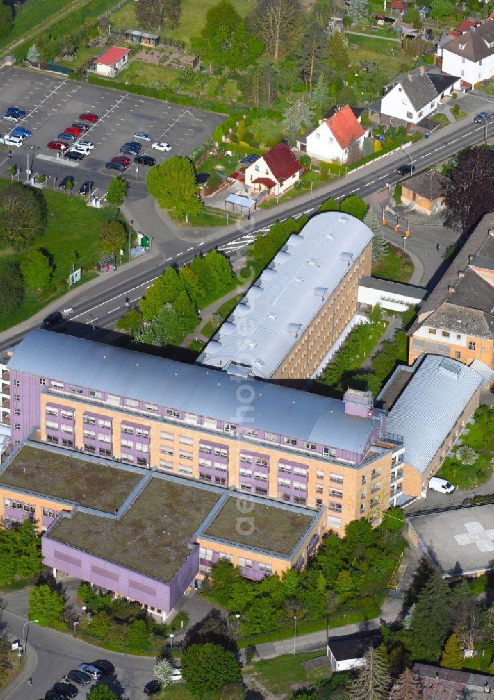 Aerial image Sondershausen - Hospital grounds of the Clinic KMG Kliniken in the district Bendeleben in Sondershausen in the state Thuringia, Germany